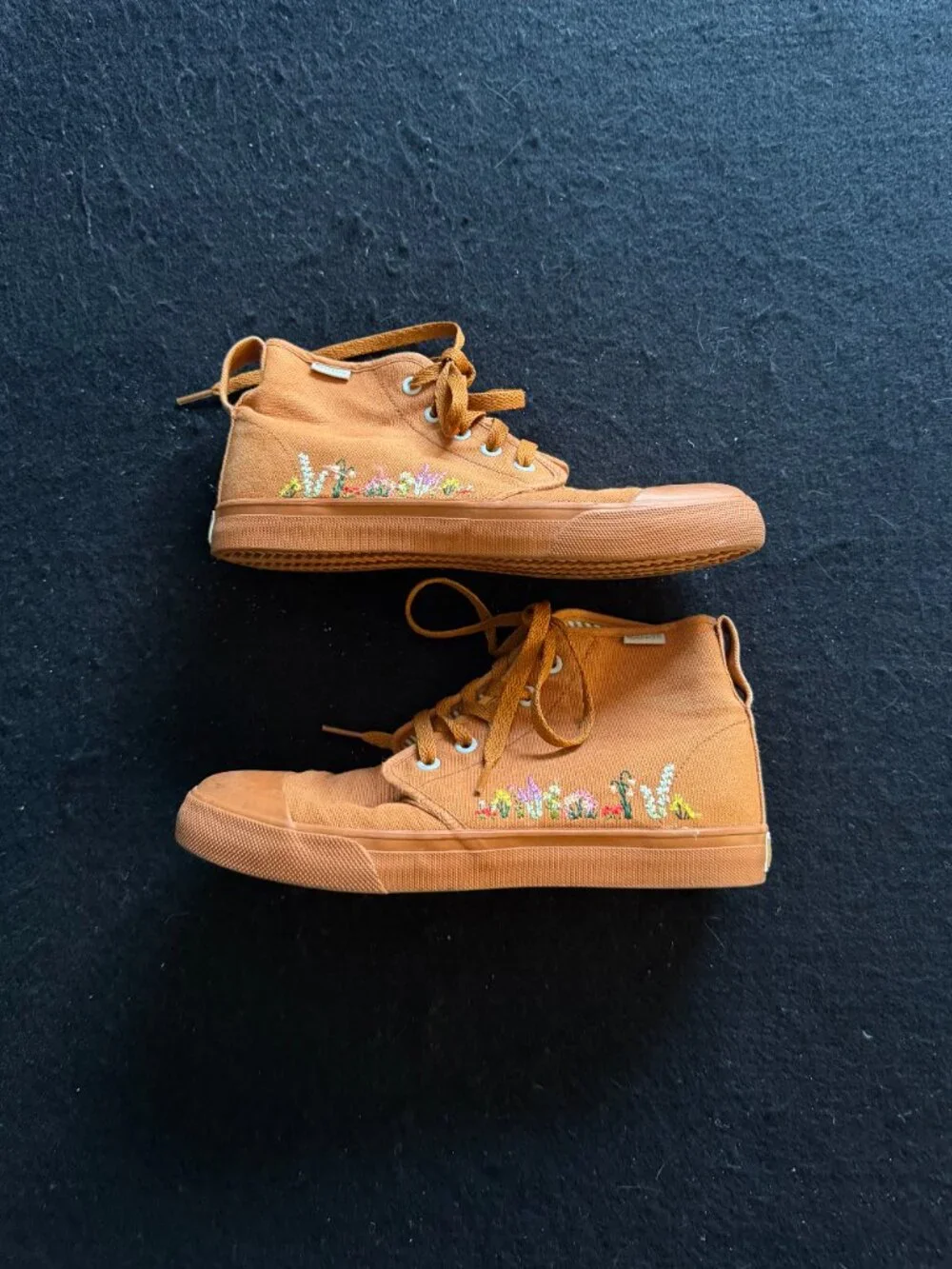 BANGS Mens/Womens Camel-Colored Embroidered Canvas High Top Sneakers
